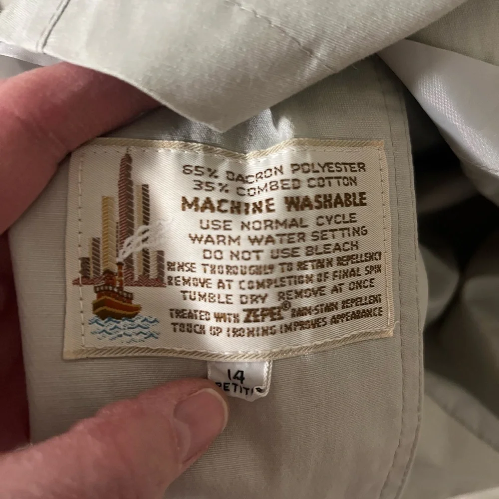 80s Misty Harbor Khaki Tent Trench Coat |Vintage Minimalist| size 14 petite